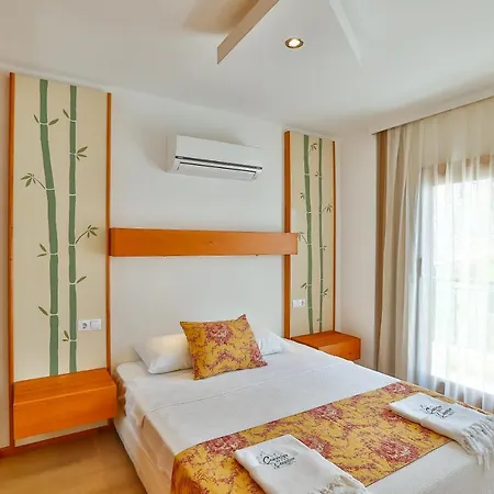 Kaş, Merkezde, Denize Yakın, Balkonlu, Konforlu Daireler Apart Otel 2*
