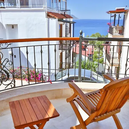 Apart Otel Kaş, Merkezde, Denize Yakın, Balkonlu, Konforlu Daireler Kaş