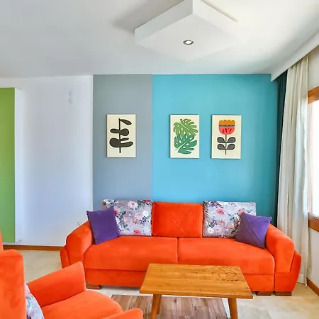 Apart Otel Kaş, Merkezde, Denize Yakın, Balkonlu, Konforlu Daireler